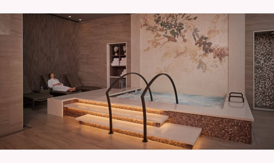 Whirlpool at the Spa in Cache Creek Resort Casino 