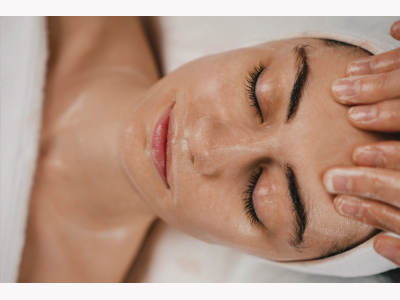 Spa facial Massage
