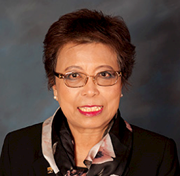 Gabrielle Liang, anfitrión del casino en el Cache Creek Casino Resort